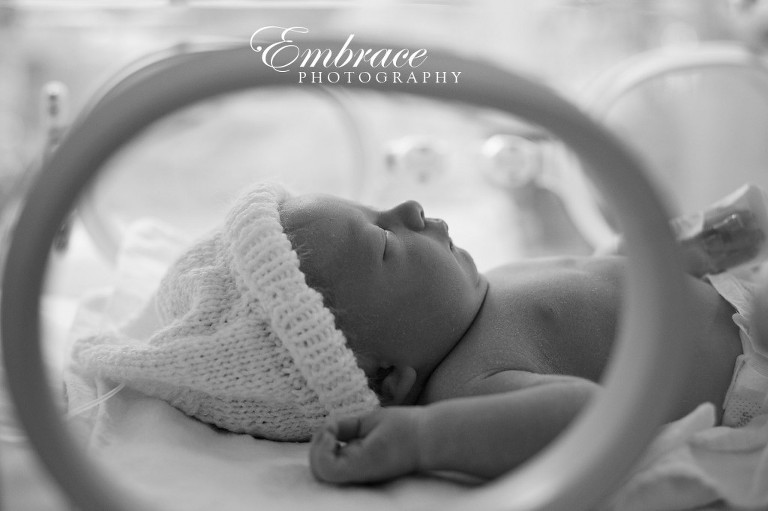 Adelaide-Newborn-Photographer---Baby-Finn---Adelaide-Women's-&-Children's-Hospital---0006